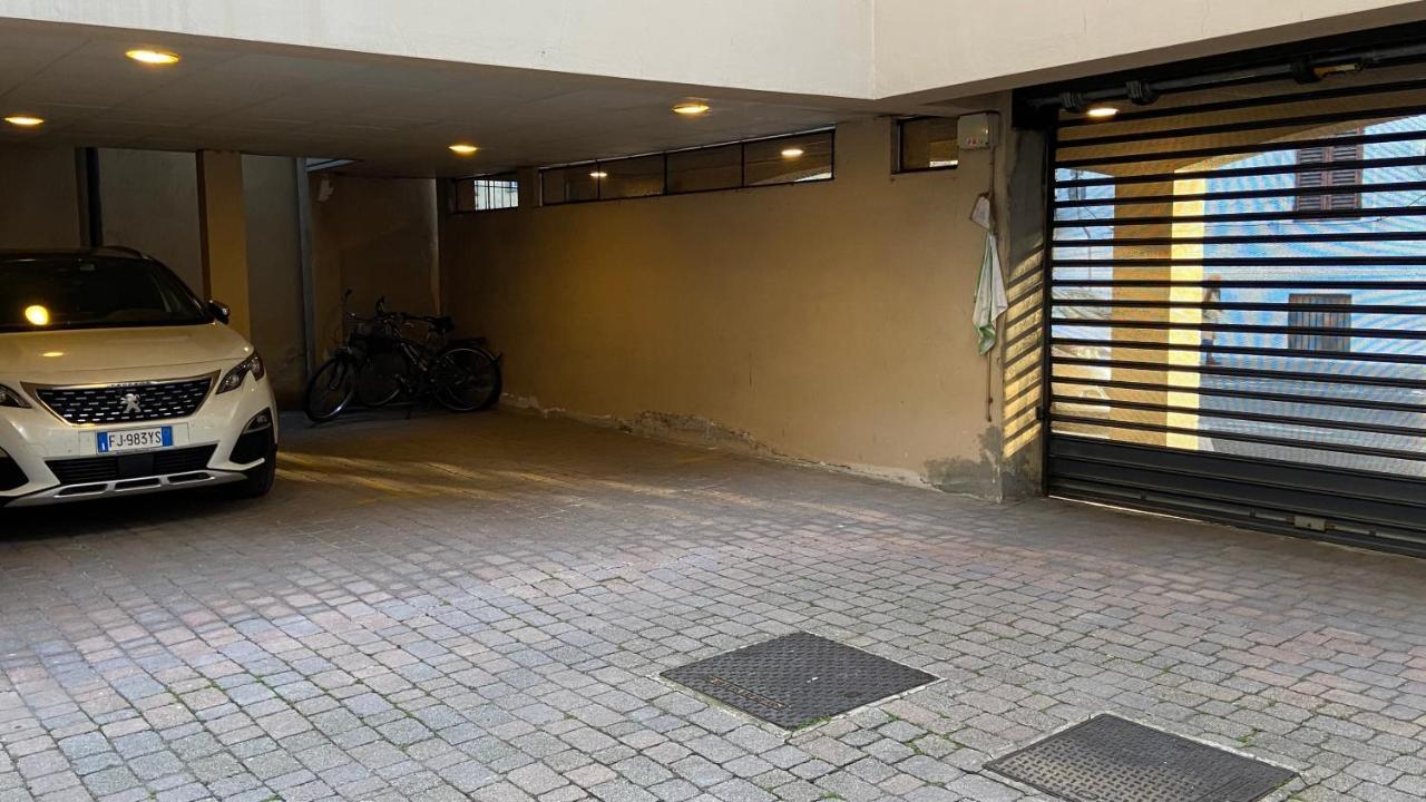 Indipendent Studio Apartment With Terrace - Parking Флоренция Экстерьер фото